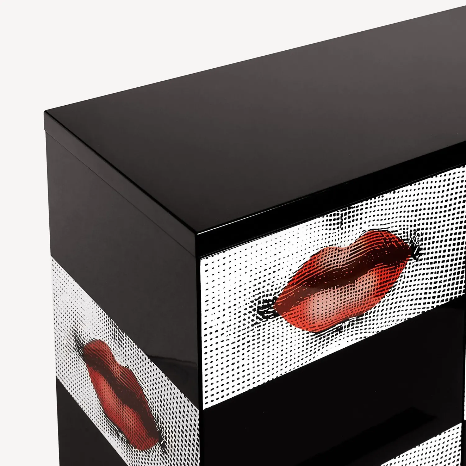 Discount Madia Piccola Rialzata Kiss Armadietti