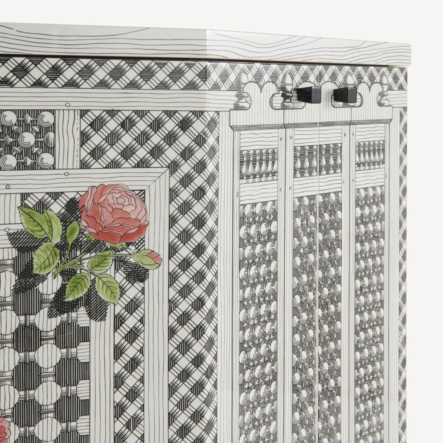 Flash Sale Piccolo Mobiletto Poliedrico Musciarabia Con Rose Armadietti